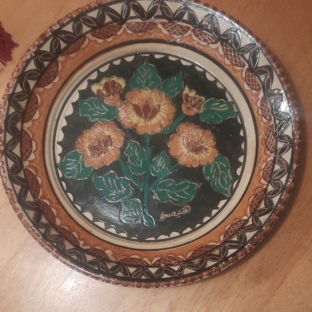 Handcrafted Floral Decorative Plate